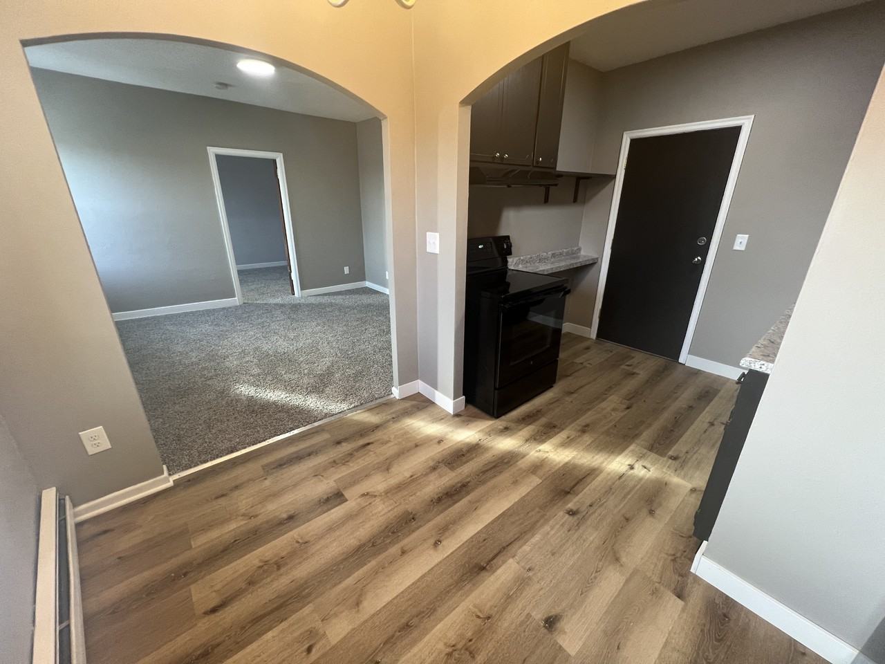 74 Birch Ave S - Photo 3 of 6