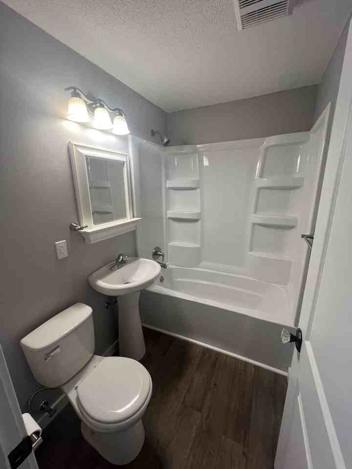 74 Birch Ave S - Photo 6 of 6