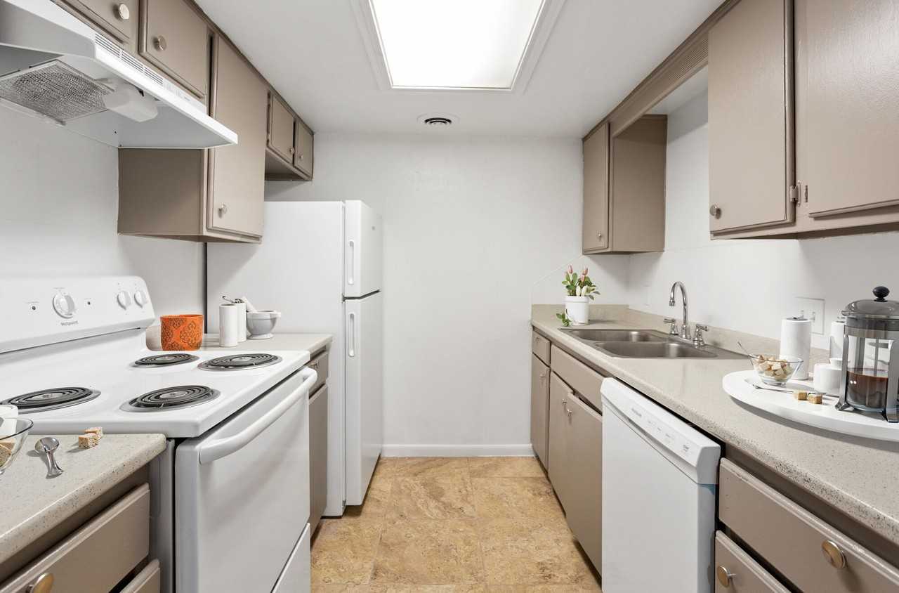 Sharpstown Garden - Photo 7 of 33