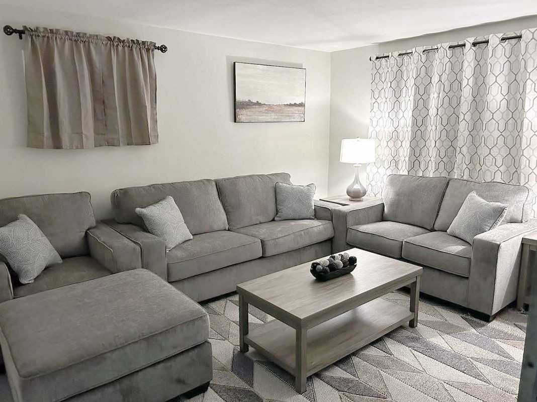 6428 Milestrip Rd - Photo 3 of 14