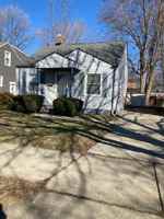 featured image of 27710 Larchmont St