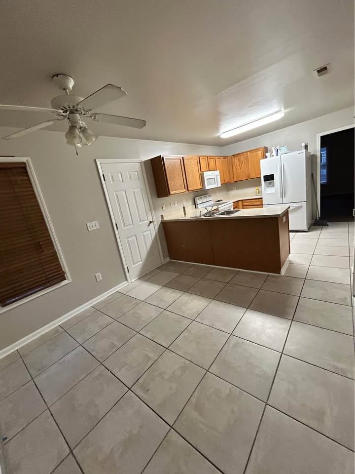 4016 Mindspring Dr #NA - Photo 6 of 9