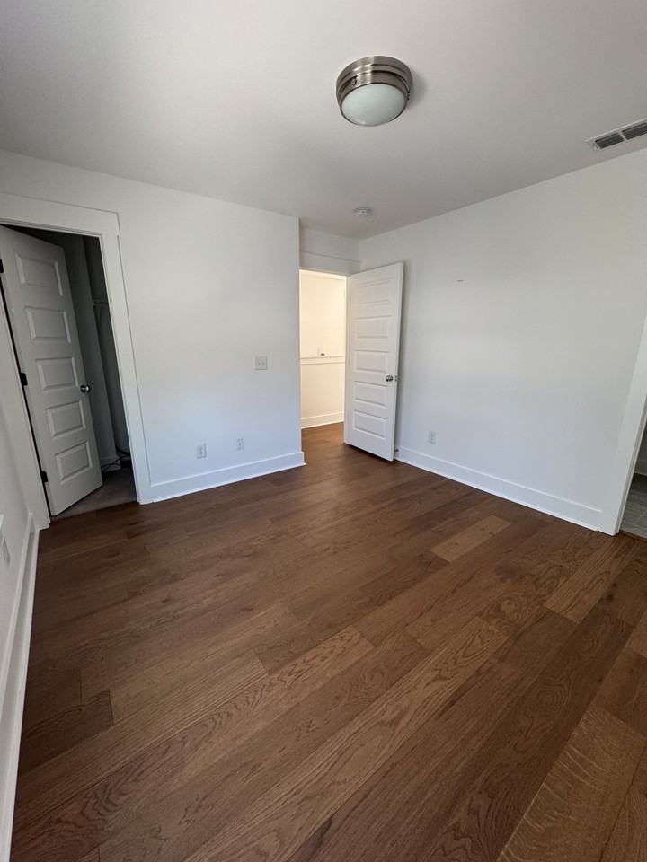 816 Briar Cir #NA - Photo 5 of 20