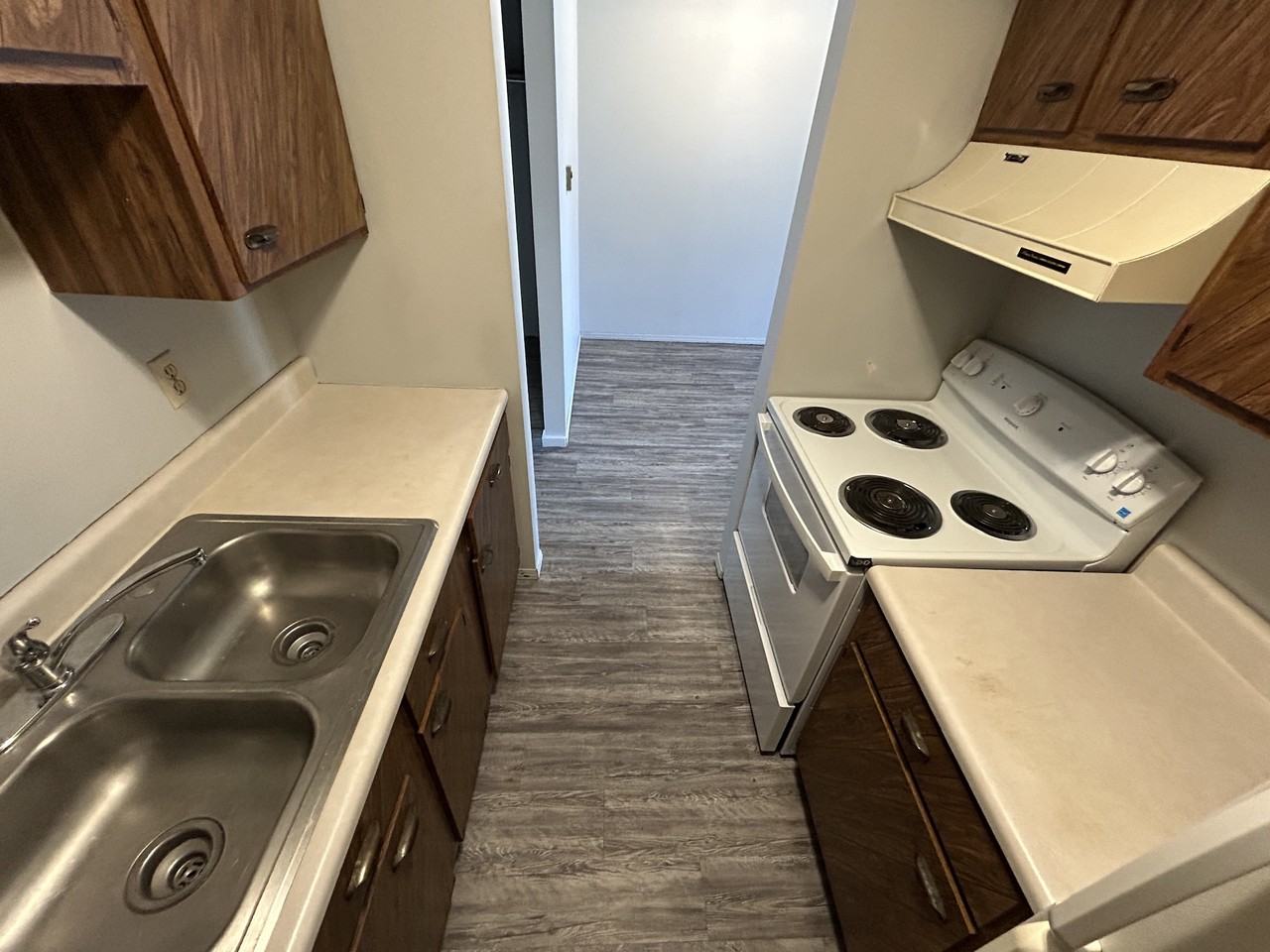 123 West Attica Street #16 - Photo 4 of 11