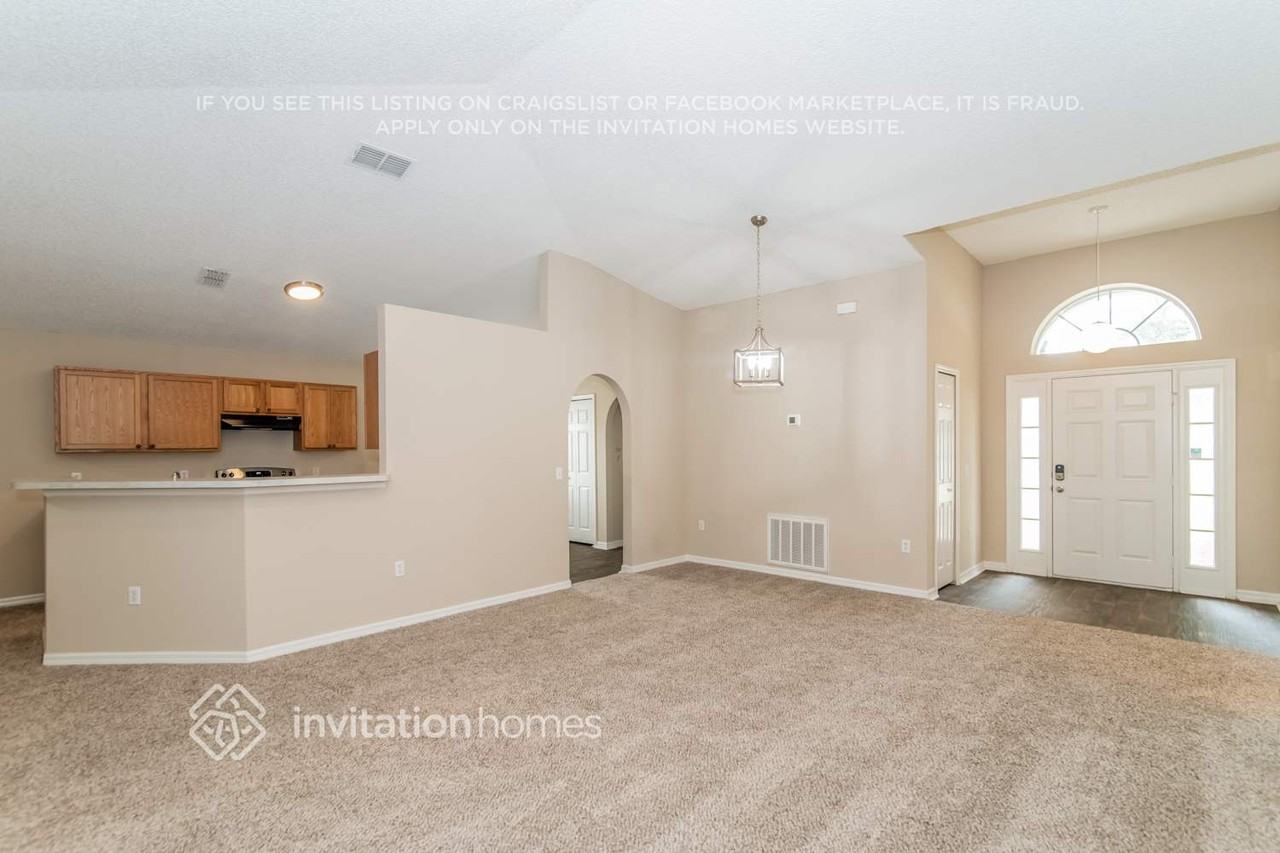 9739 Watershed Ct - Photo 6 of 19