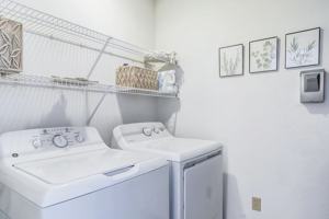 featured image of 1631 Devon Ln