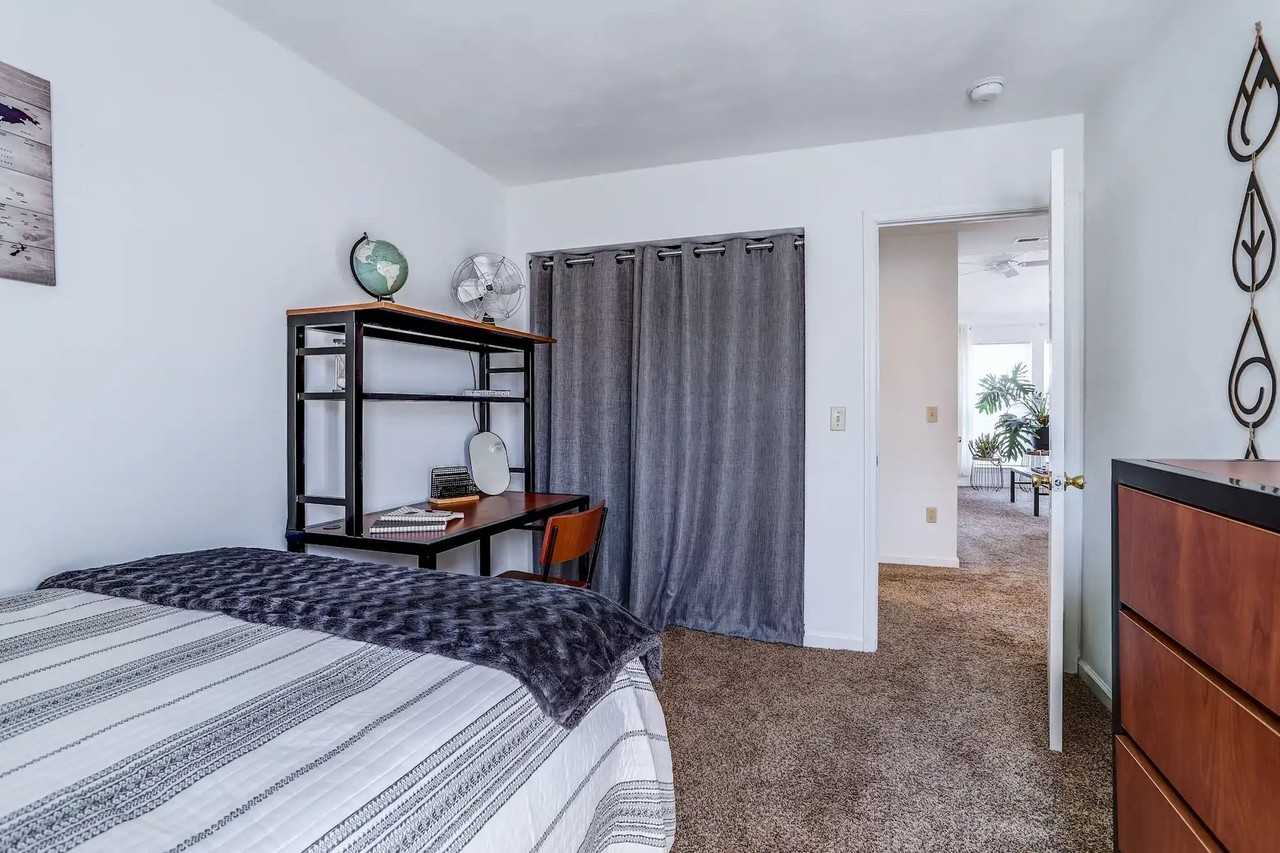 The Fox Townhomes - Photo 7 of 21