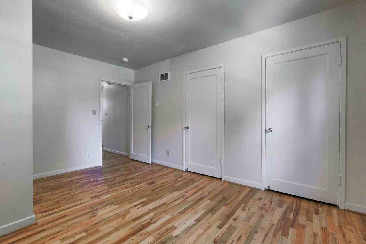 10295 Southwest Eastridge Street #75 - Photo 5 of 24