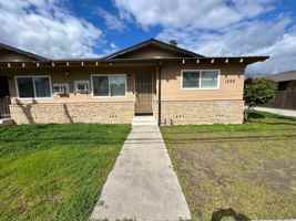 featured image of 1709 Evergreen Ave