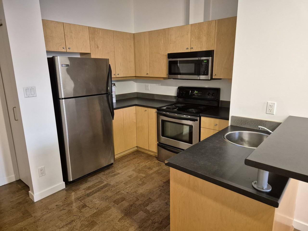 534 302-534 Yates Street #302 - Photo 3 of 11