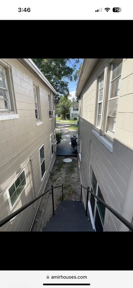 Arch St - Photo 5 of 8