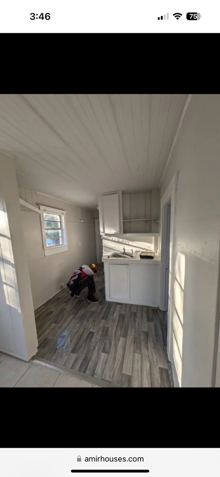 Arch St - Photo 7 of 8