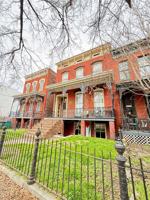 featured image of 112 W Clay St