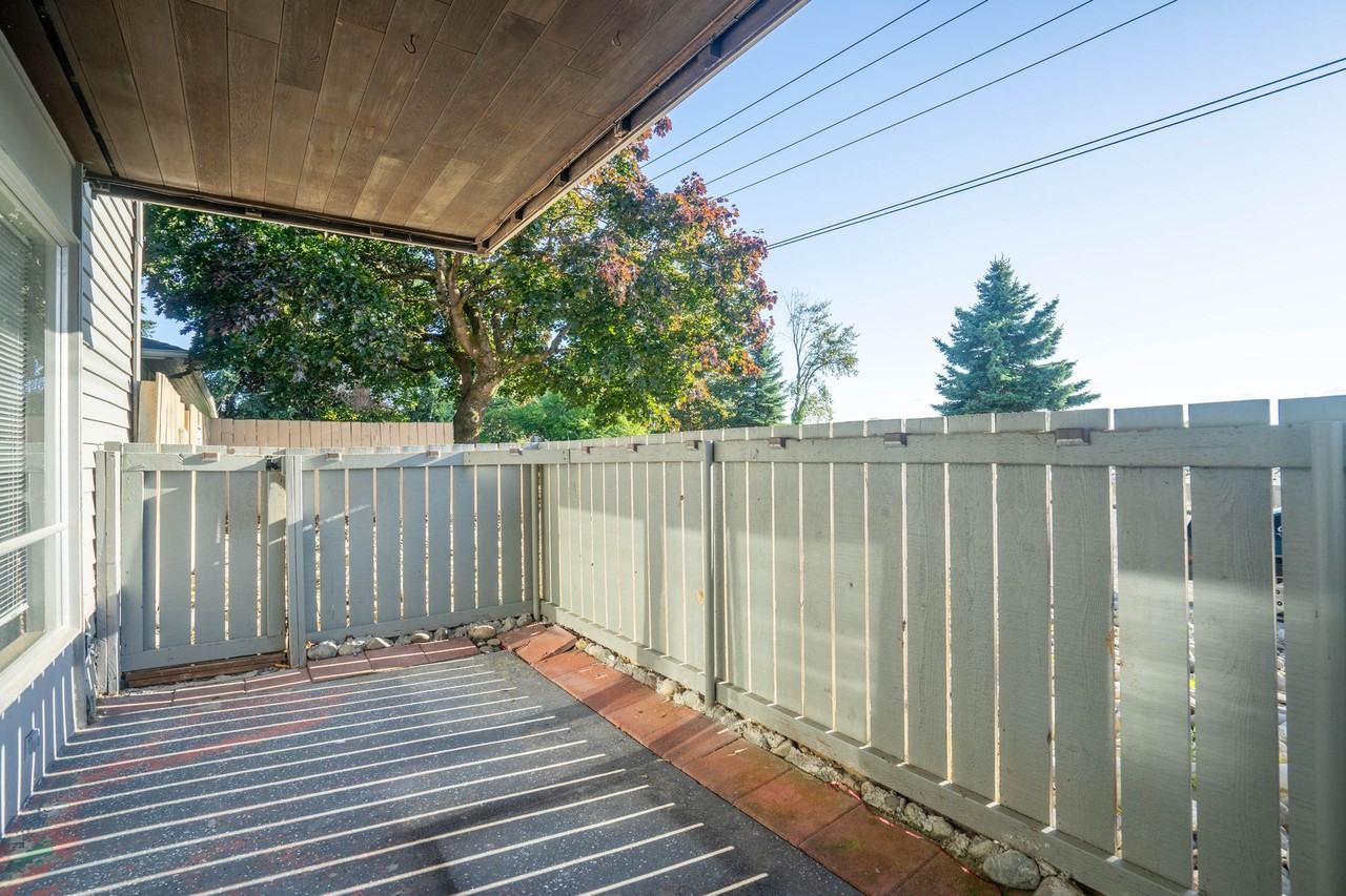 Eastside Apartments - Photo 6 of 11