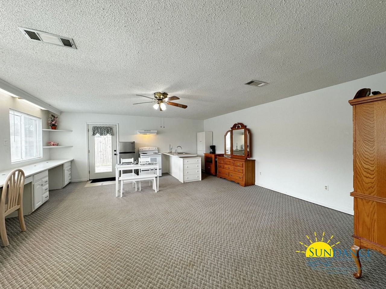 503B Amelia St - Photo 3 of 8