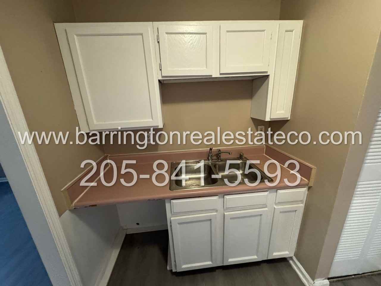 907 Apple St - Photo 3 of 7