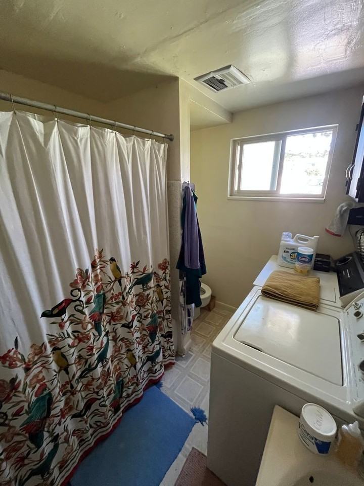 47 E 100 N - Photo 2 of 6