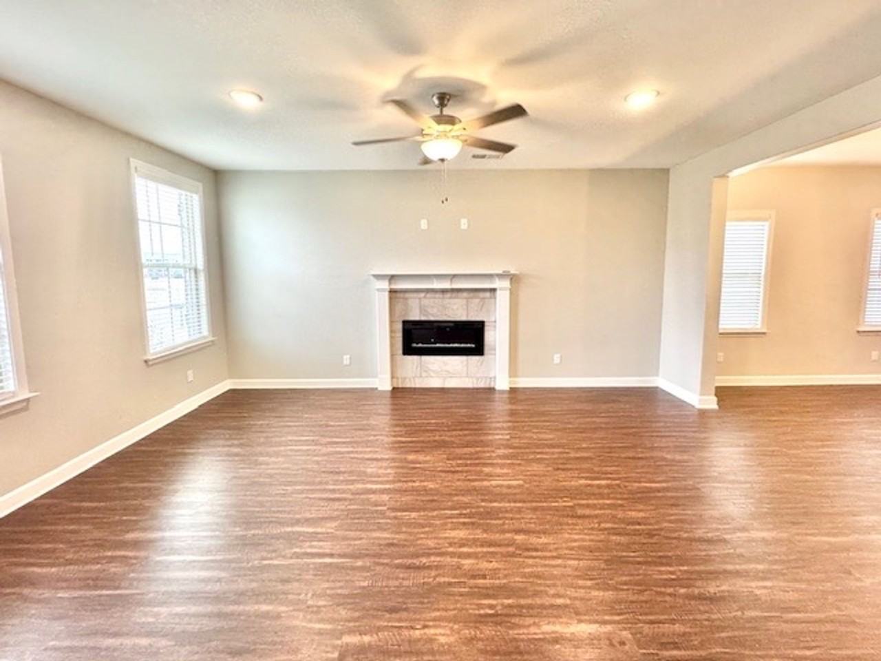 345 Azalea Dr - Photo 3 of 16