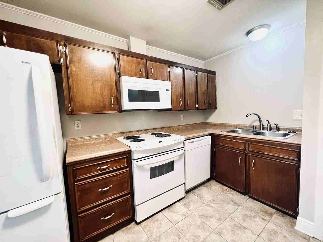 214 Ryder Dr - Photo 2 of 16