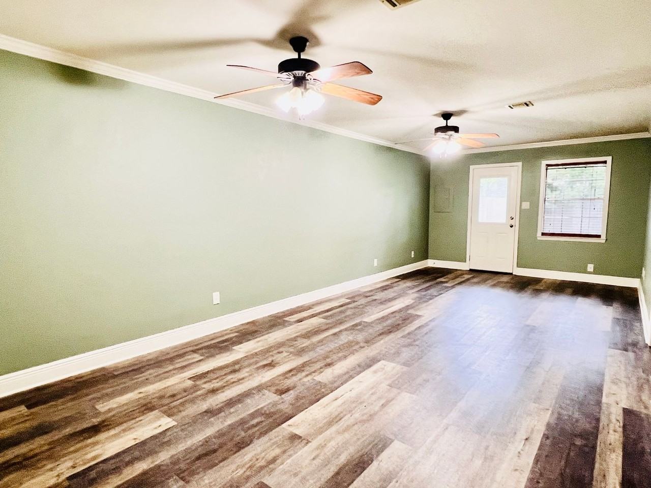 214 Ryder Dr - Photo 4 of 16