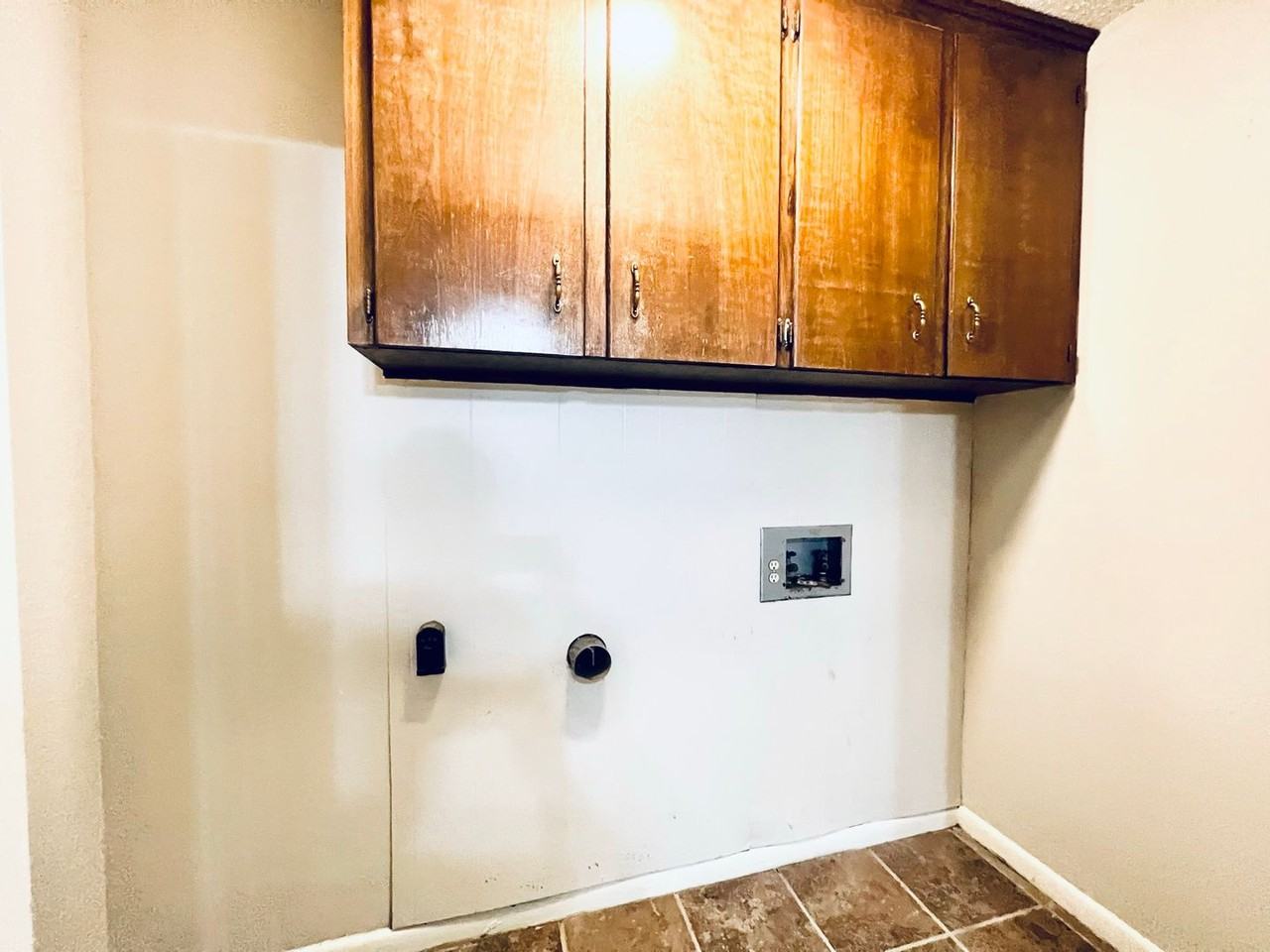 214 Ryder Dr - Photo 6 of 16