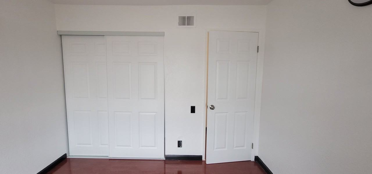 1390 Crucero Dr #C - Photo 3 of 25