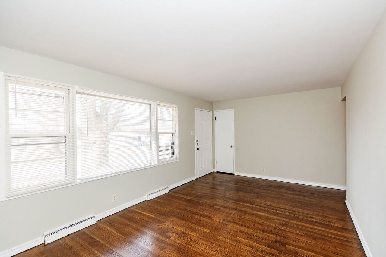 9306 Clarion Dr - Photo 2 of 13