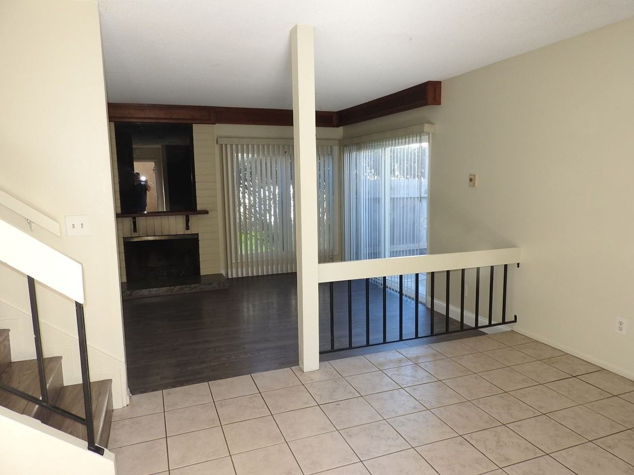 2316 Caminito Recodo - Photo 3 of 13