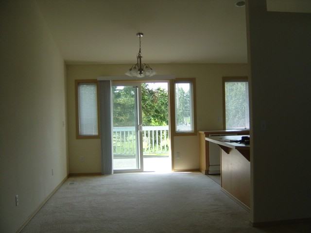 2203 S 252nd Pl - Photo 2 of 8