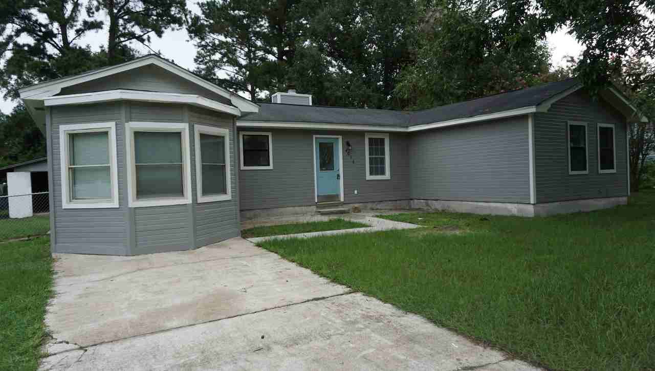 4016 Sandy Run Dr - Photo 2 of 40