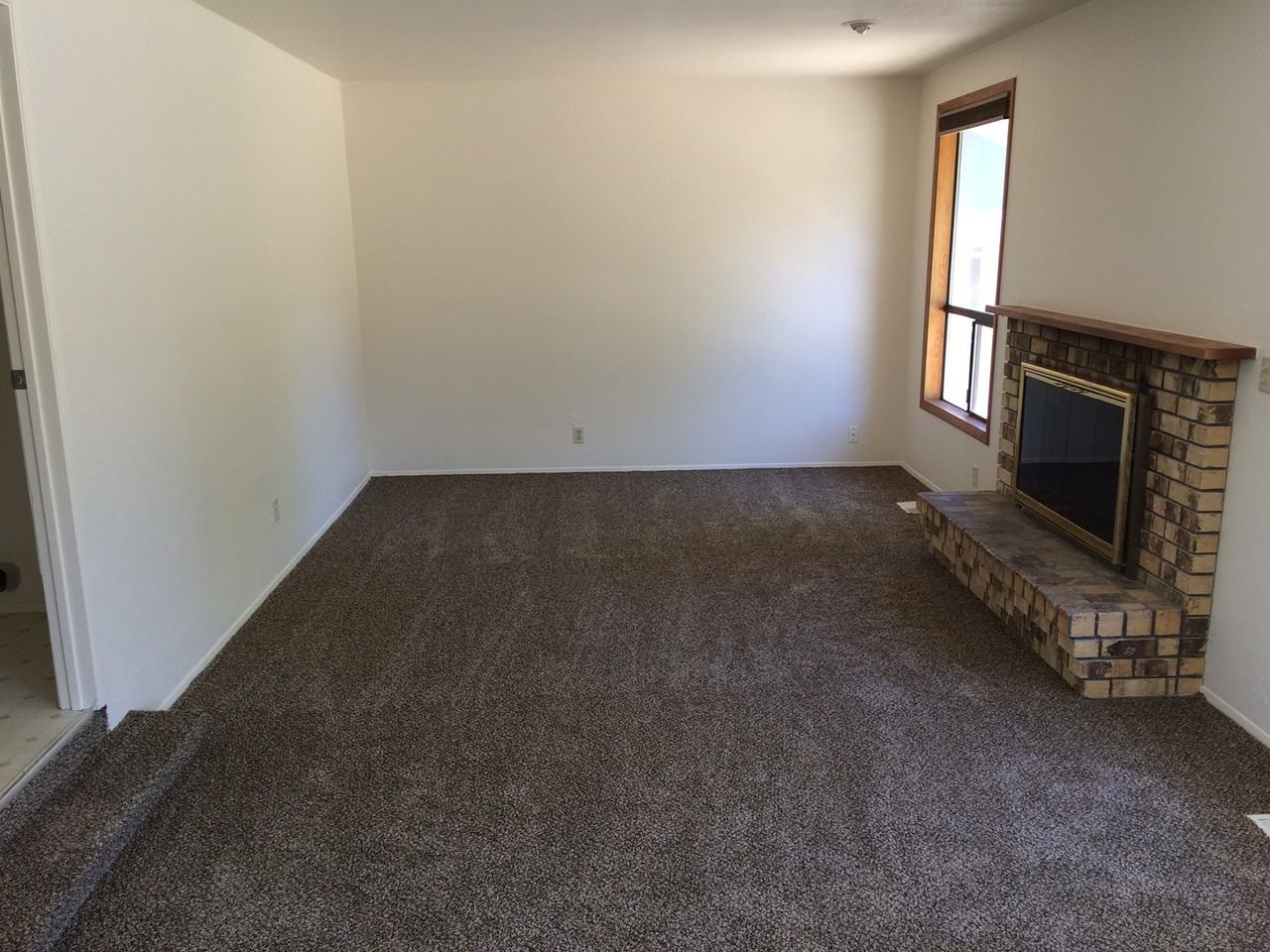 2139 S Beaumont Dr - Photo 3 of 17