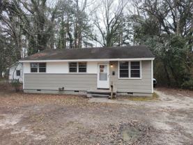 2204 Hawthorne Ave - Photo 1 of 1