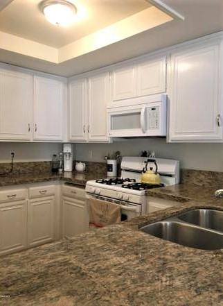 1157 Via Montoya - Photo 4 of 24