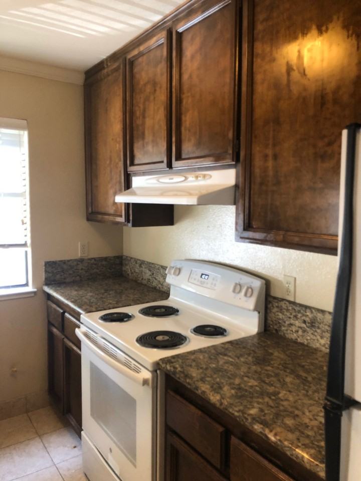 3339 Chesapeake Bay Ave - Photo 3 of 16