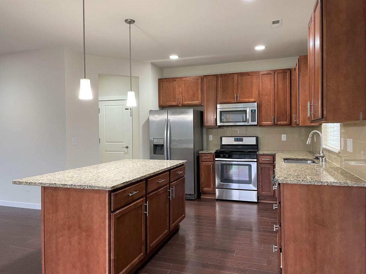 24207 Se 258th Way - Photo 3 of 12