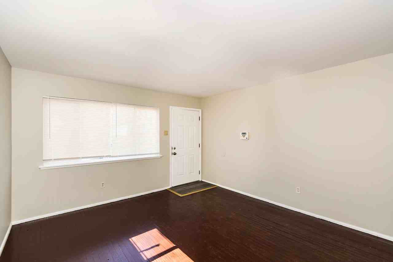 10344 Baron Dr - Photo 2 of 13