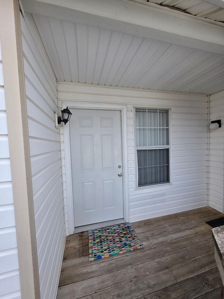 4226 Beasley Ct - Photo 3 of 20