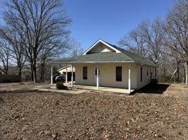 featured image of 19325 Lannigan Rd