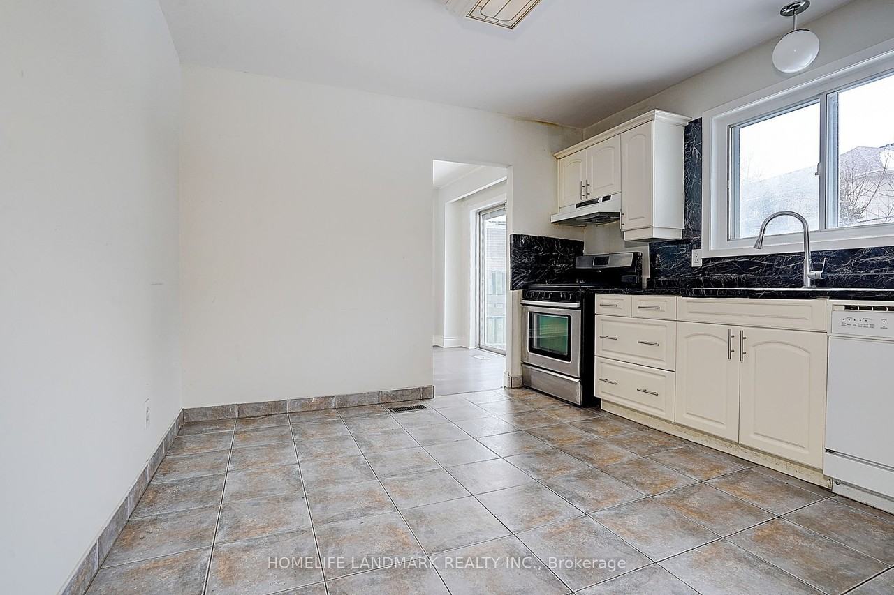 11 Ennismore Place - Photo 3 of 32