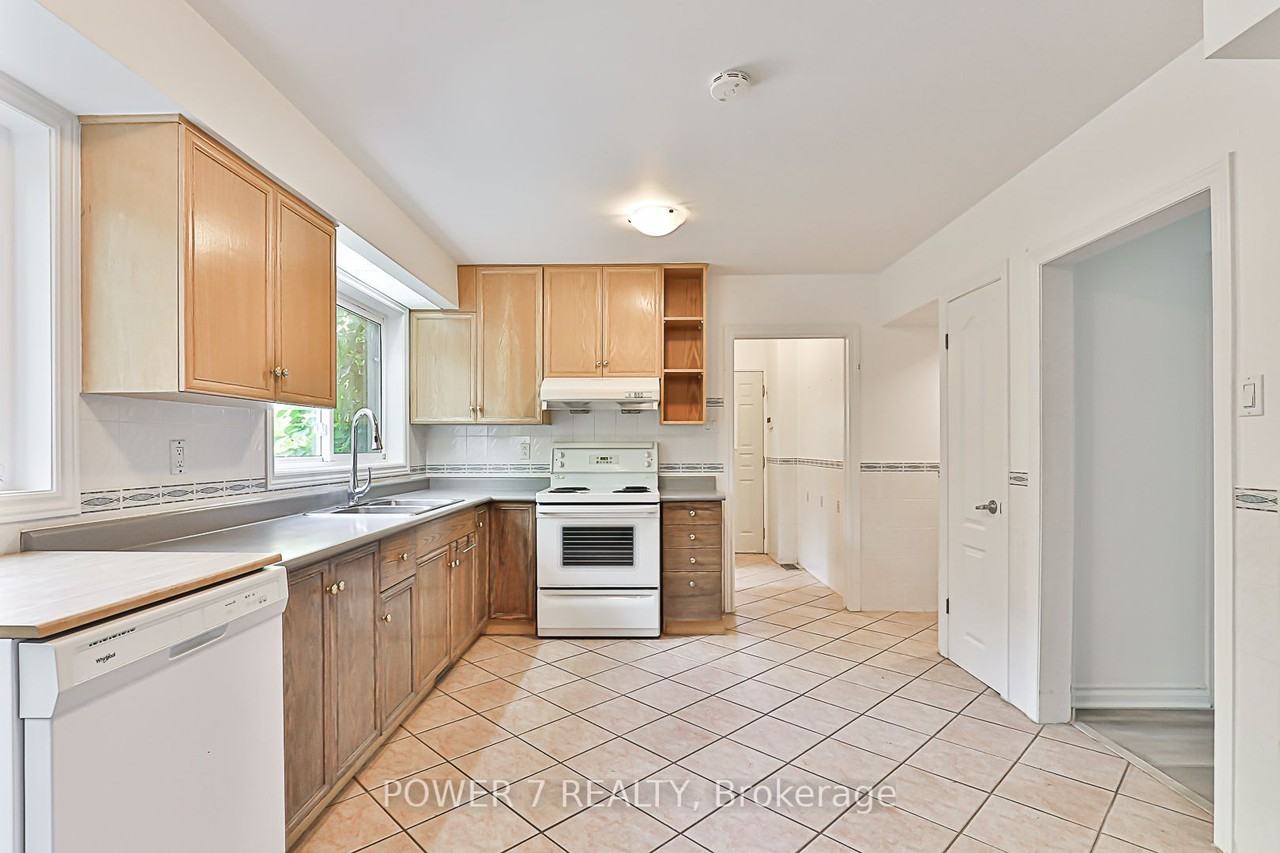 162 Maxome Avenue - Photo 3 of 40