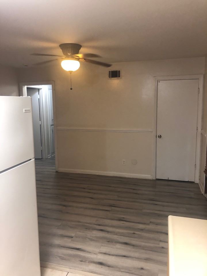 116 San Fernando Blvd - Photo 3 of 16