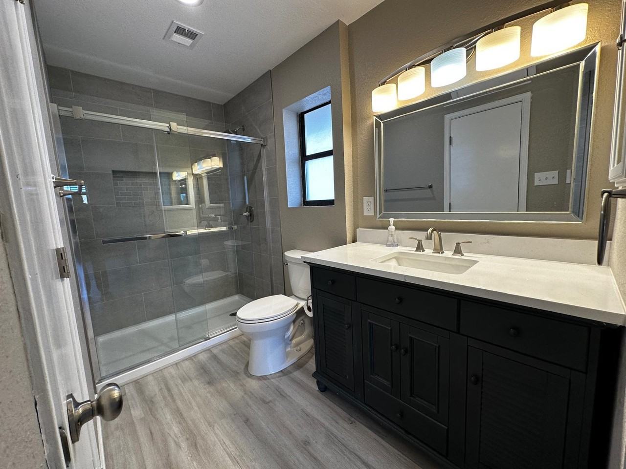 11662 Clear Lake Way - Photo 3 of 23