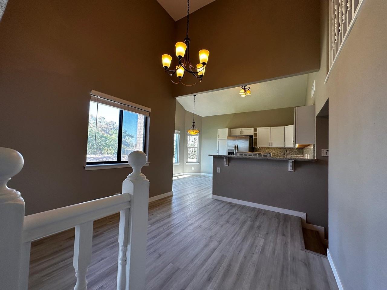 11662 Clear Lake Way - Photo 2 of 23
