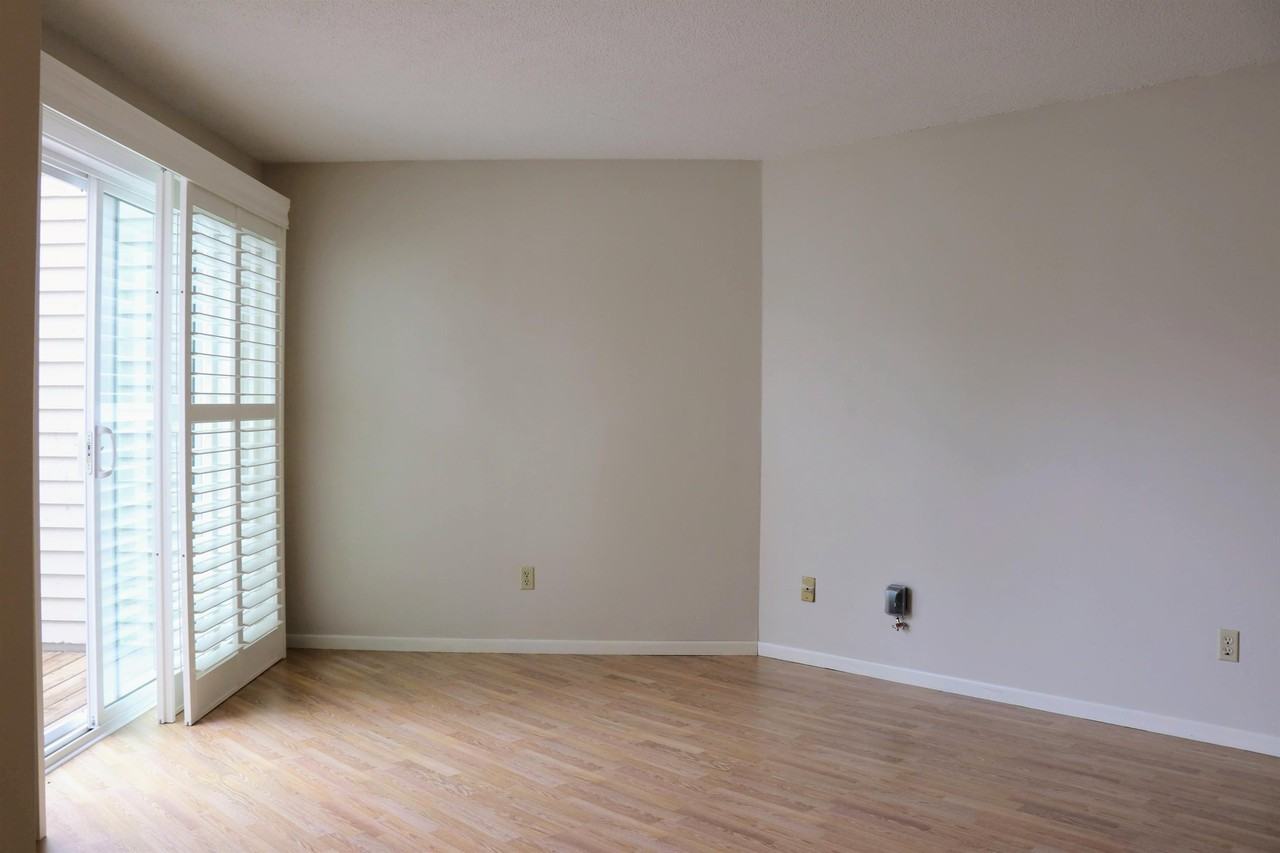 1390 Carling Dr #305B - Photo 5 of 33