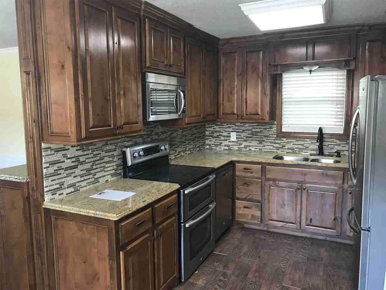 5512 28th St - Photo 6 of 24