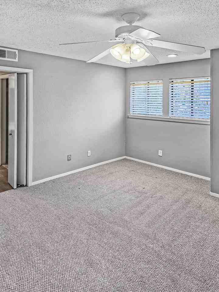 2612 San Pedro St #207 - Photo 4 of 22