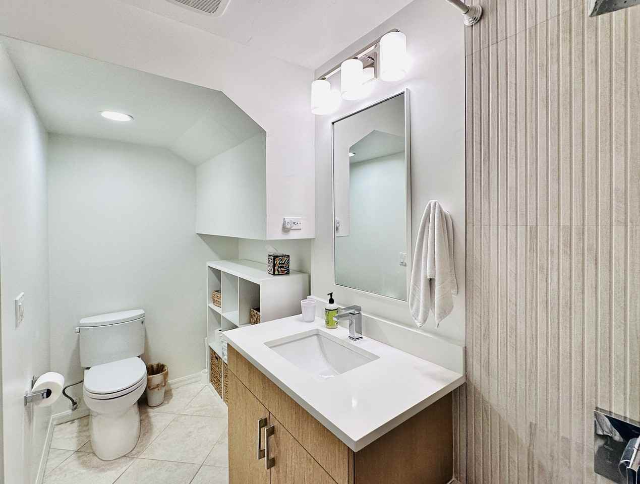 25216 Pelican Creek Cir #102 - Photo 5 of 50