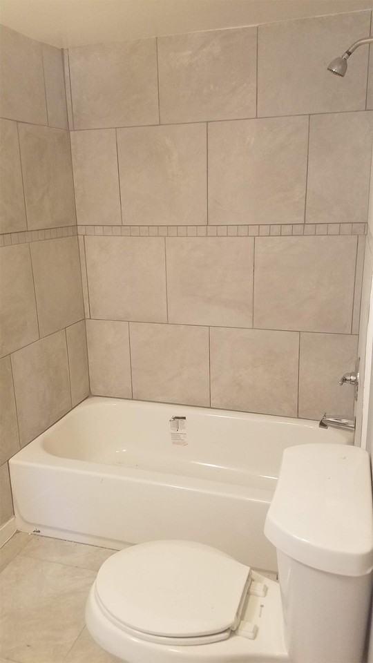 858 Whitney Ave - Photo 2 of 9