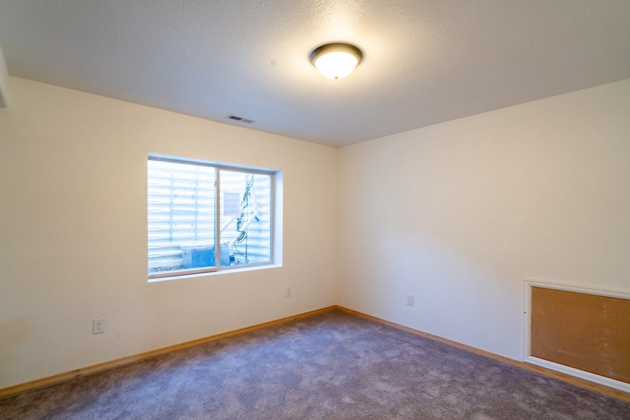 4169 Ascendant Dr - Photo 6 of 29