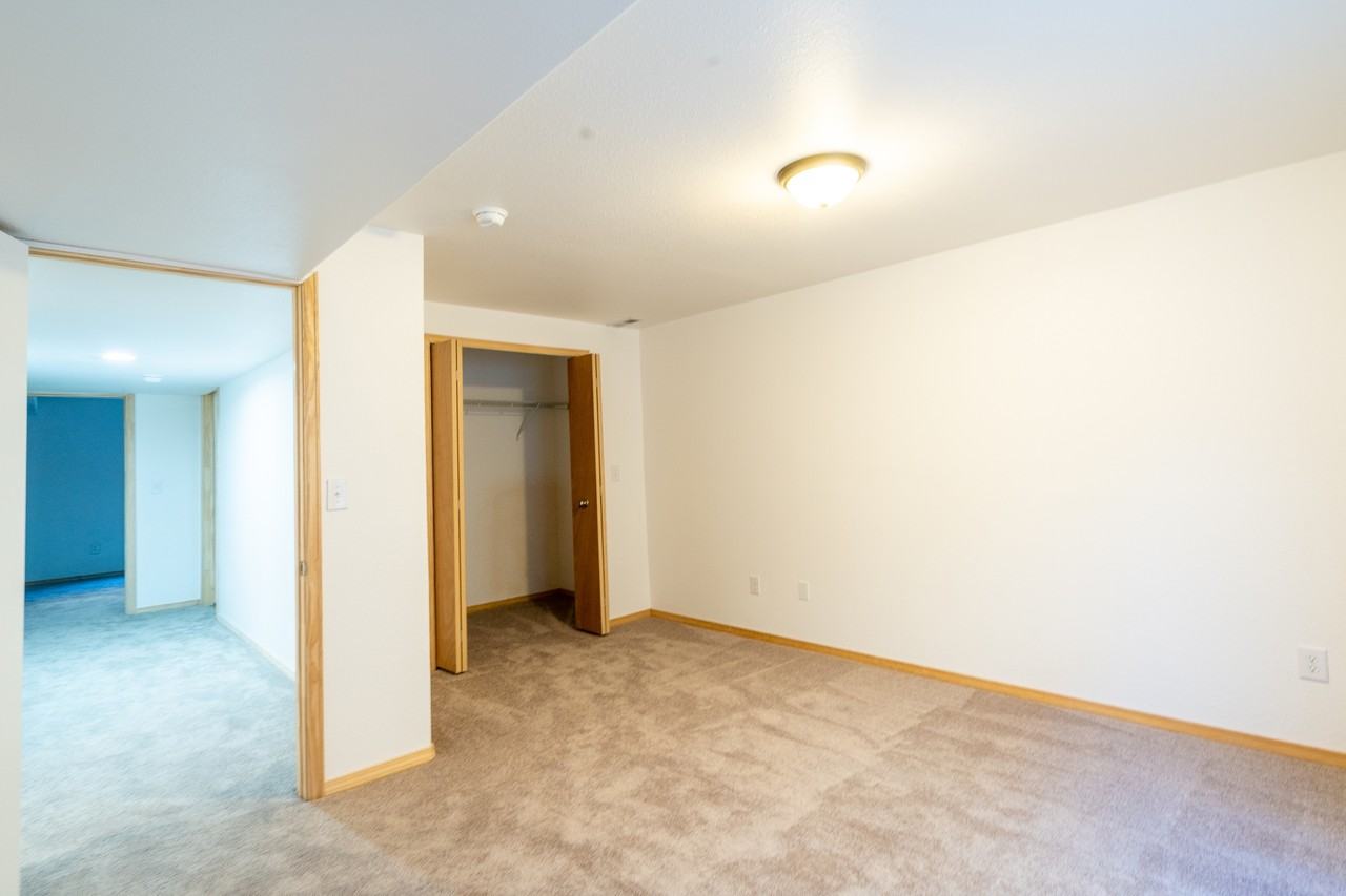 4169 Ascendant Dr - Photo 5 of 29